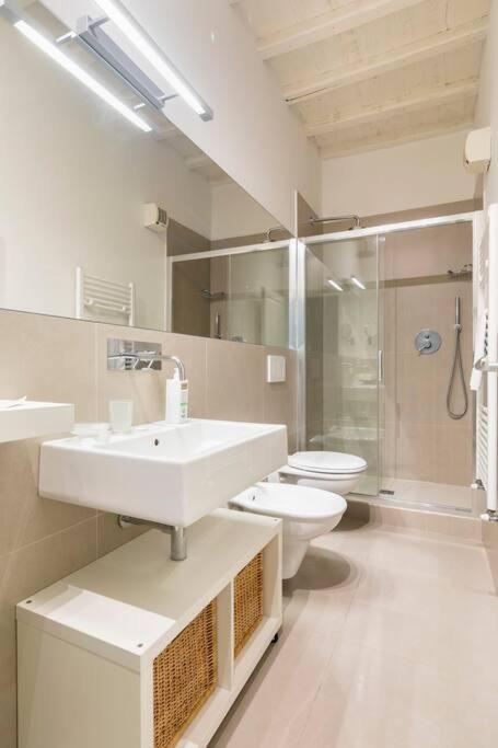 - Apartamento *