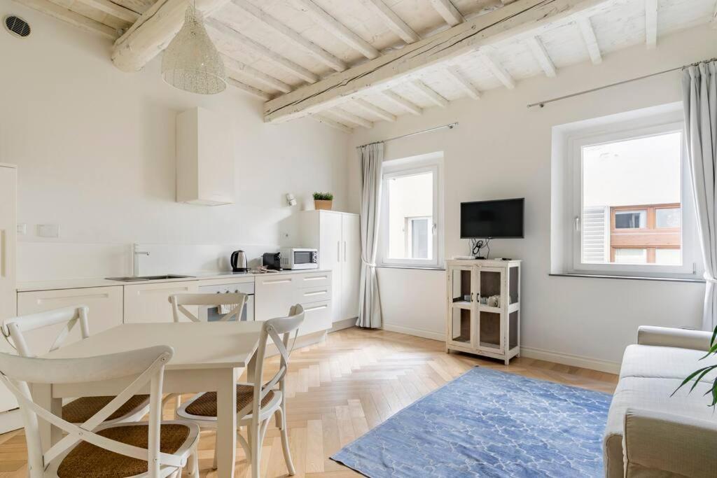 - Apartamento